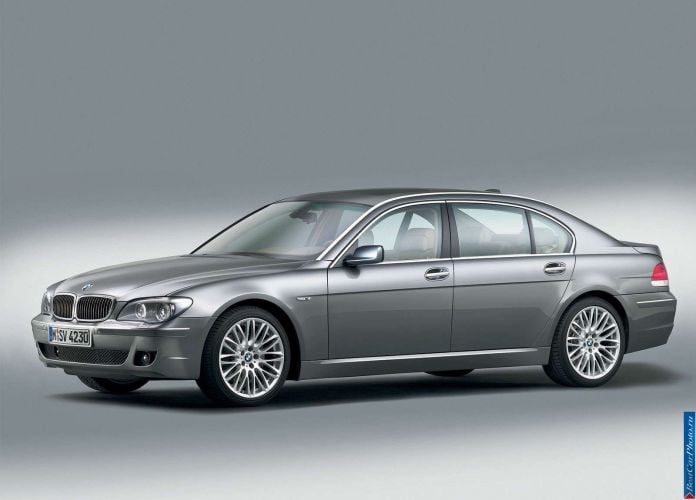2006 BMW 750Li - фотография 11 из 40