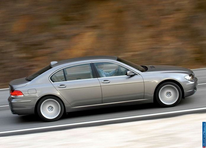 2006 BMW 750Li - фотография 27 из 40 2006 BMW 750Li - фотография 27 из 40