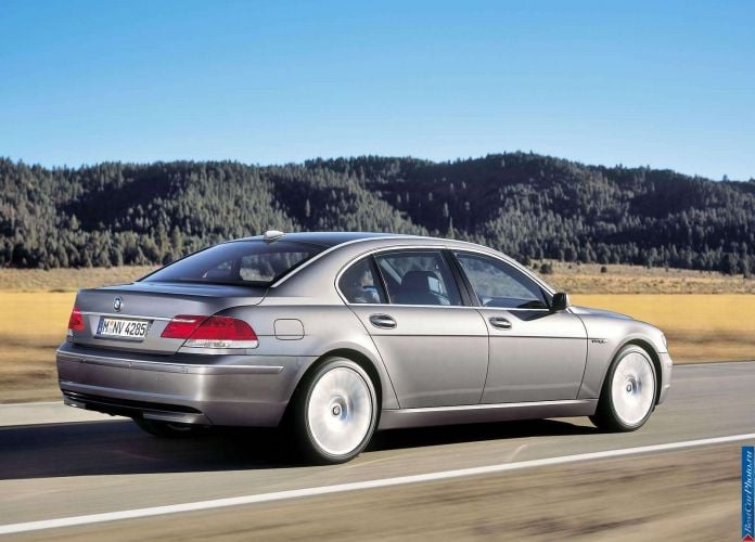 2006 BMW 760Li - фотография 3 из 5 2006 BMW 760Li - фотография 3 из 5