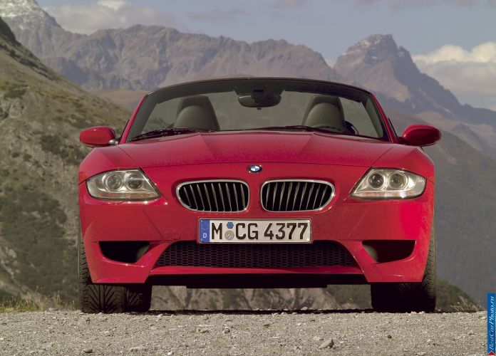 2006 BMW Z4 M Roadster - фотография 30 из 39 2006 BMW Z4 M Roadster - фотография 30 из 39