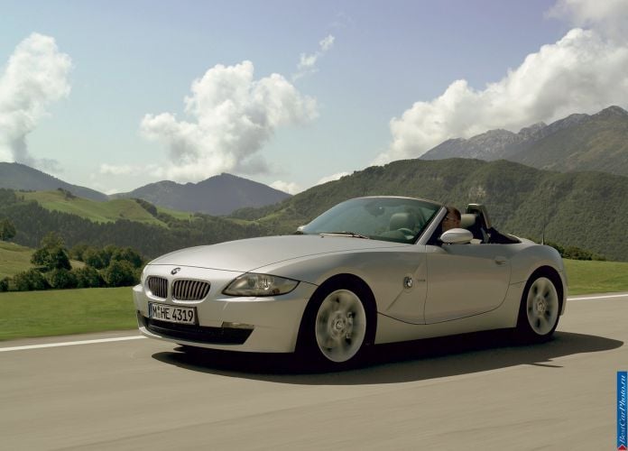 2006 BMW Z4 Roadster - фотография 2 из 32 2006 BMW Z4 Roadster - фотография 2 из 32