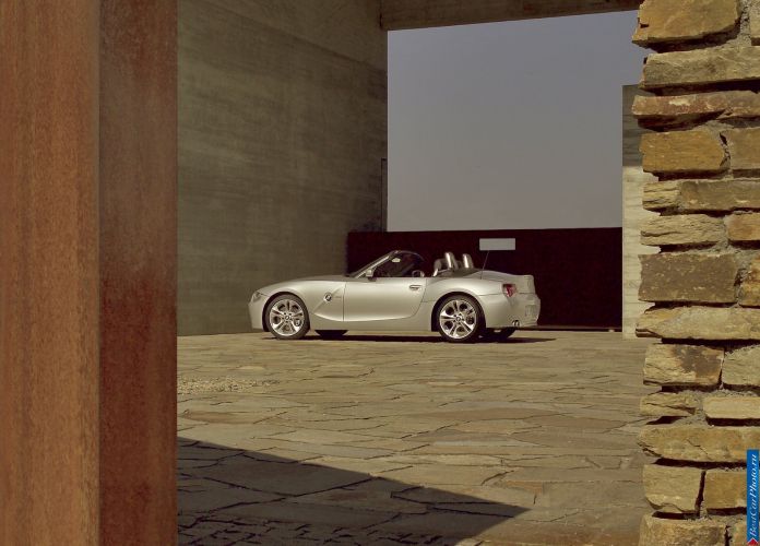 2006 BMW Z4 Roadster - фотография 13 из 32 2006 BMW Z4 Roadster - фотография 13 из 32