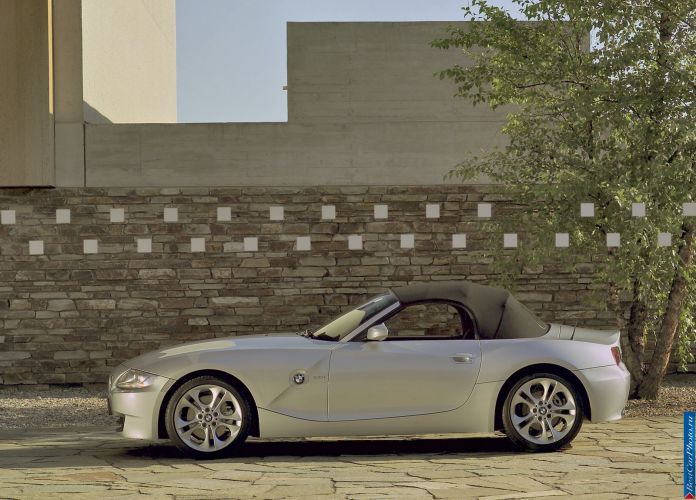 2006 BMW Z4 Roadster - фотография 17 из 32 2006 BMW Z4 Roadster - фотография 17 из 32