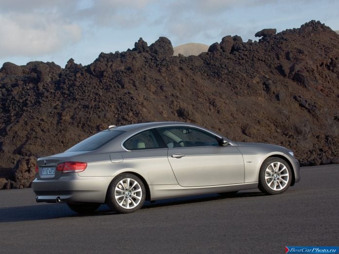 2007 BMW 3-series Coupe - фотография 32 из 45