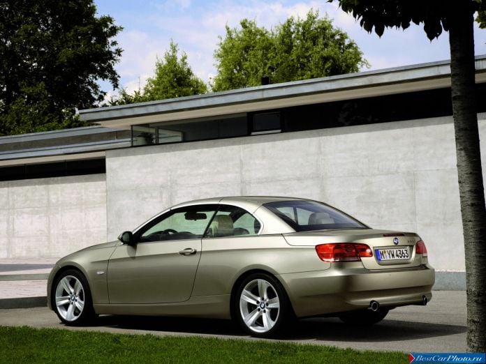 2007 BMW 335i Convertible - фотография 15 из 23