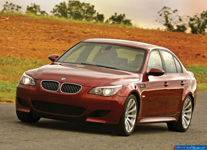 2007 BMW 5-series M Sedan - фотография 1 из 57