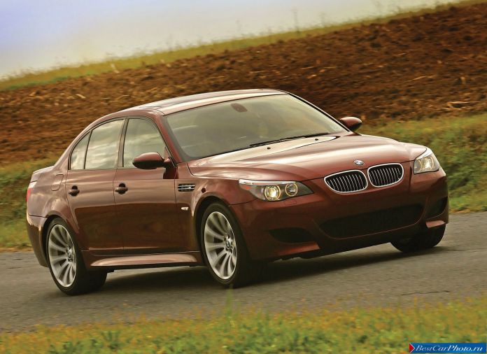 2007 BMW 5-series M Sedan - фотография 2 из 57