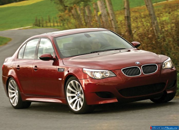 2007 BMW 5-series M Sedan - фотография 17 из 57 2007 BMW 5-series M Sedan - фотография 17 из 57