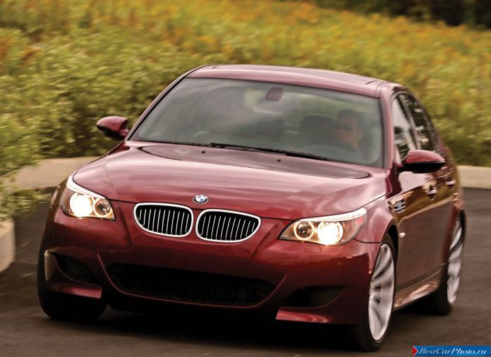 2007 BMW 5-series M Sedan - фотография 21 из 57 2007 BMW 5-series M Sedan - фотография 21 из 57