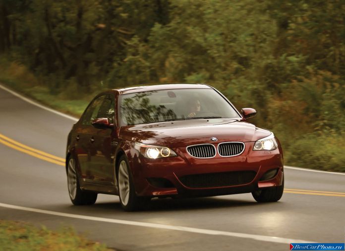 2007 BMW 5-series M Sedan - фотография 25 из 57 2007 BMW 5-series M Sedan - фотография 25 из 57