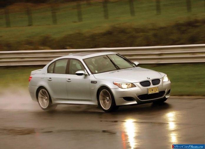 2007 BMW 5-series M Sedan - фотография 29 из 57 2007 BMW 5-series M Sedan - фотография 29 из 57