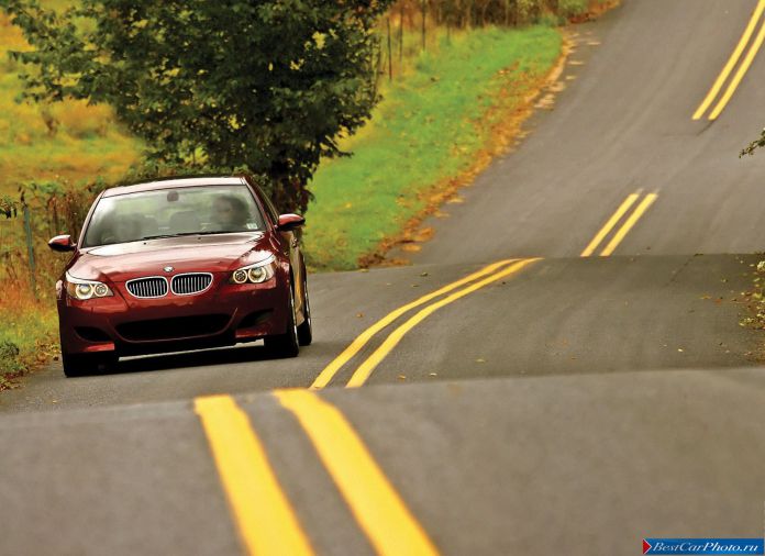 2007 BMW 5-series M Sedan - фотография 30 из 57 2007 BMW 5-series M Sedan - фотография 30 из 57