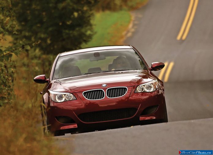2007 BMW 5-series M Sedan - фотография 32 из 57 2007 BMW 5-series M Sedan - фотография 32 из 57