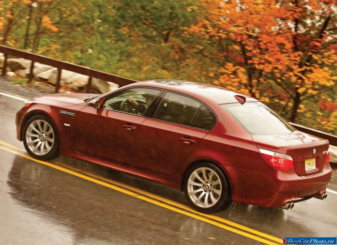 2007 BMW 5-series M Sedan - фотография 36 из 57