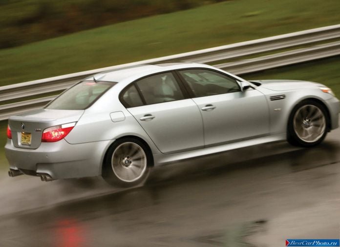 2007 BMW 5-series M Sedan - фотография 41 из 57 2007 BMW 5-series M Sedan - фотография 41 из 57