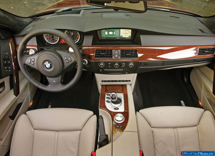 2007 BMW 5-series M Sedan - фотография 45 из 57 2007 BMW 5-series M Sedan - фотография 45 из 57