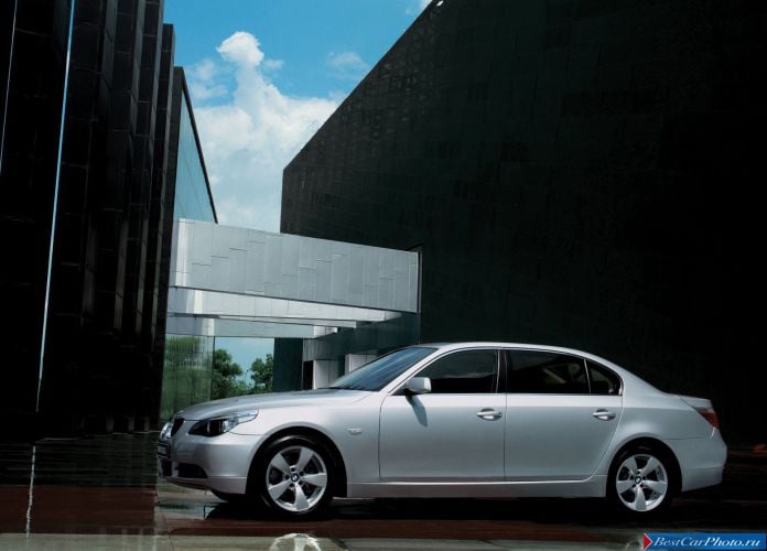 2007 BMW 530Li Sedan - фотография 6 из 8 2007 BMW 530Li Sedan - фотография 6 из 8
