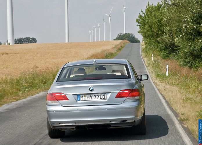 2007 BMW 7-series Hydrogen - фотография 21 из 31