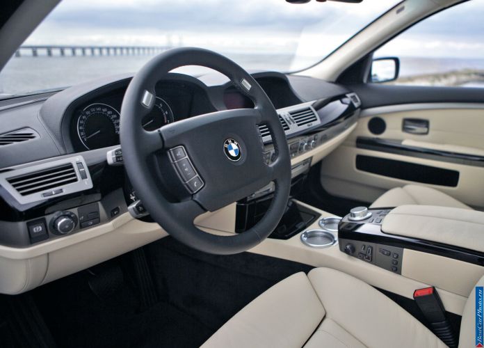 2007 BMW 7-series Hydrogen - фотография 22 из 31