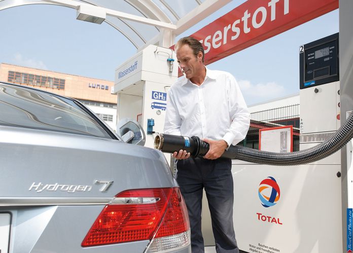 2007 BMW 7-series Hydrogen - фотография 25 из 31