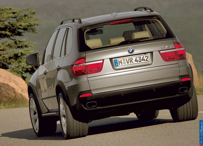 2007 BMW X5 4.8i - фотография 15 из 34 2007 BMW X5 4.8i - фотография 15 из 34