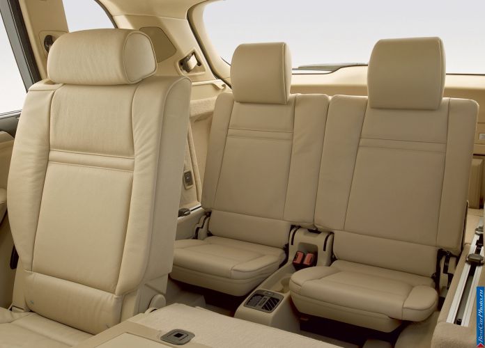 2007 BMW X5 4.8i - фотография 26 из 34