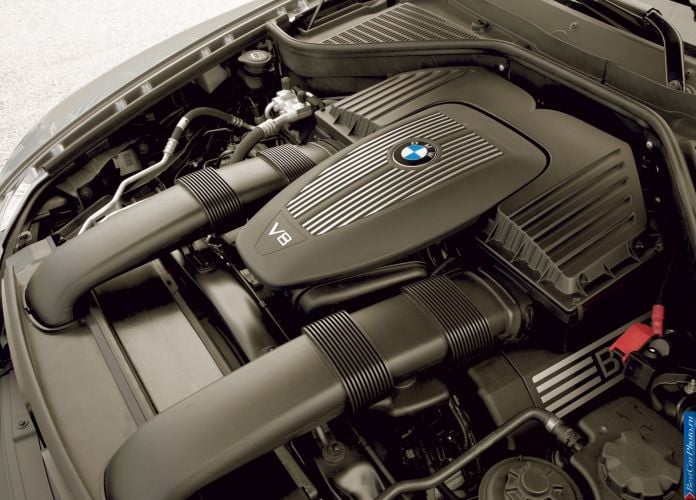 2007 BMW X5 4.8i - фотография 32 из 34