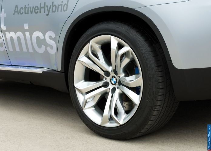 2007 BMW X6 ActiveHybrid Concept - фотография 15 из 23 2007 BMW X6 ActiveHybrid Concept - фотография 15 из 23