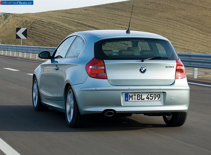 2008 BMW 1-series 3-door - фотография 23 из 42