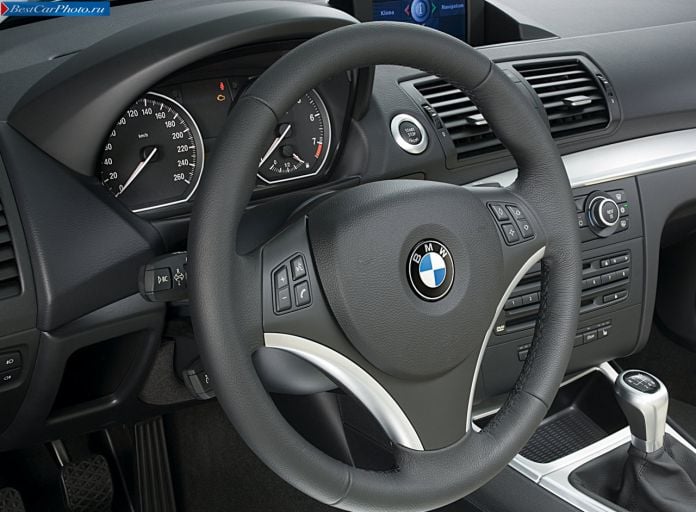 2008 BMW 1-series 3-door - фотография 31 из 42