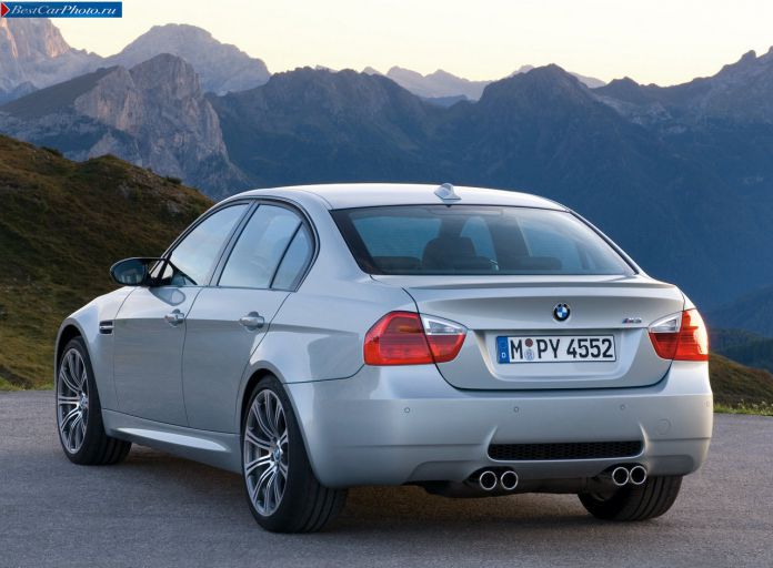 2008 BMW M3 Sedan - фотография 15 из 31 2008 BMW M3 Sedan - фотография 15 из 31