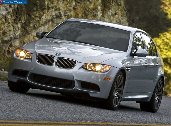 2008 BMW M3 Sedan US-version - фотография 15 из 28 2008 BMW M3 Sedan US-version - фотография 15 из 28