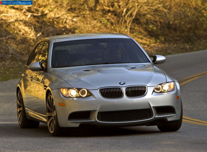2008 BMW M3 Sedan US-version - фотография 16 из 28 2008 BMW M3 Sedan US-version - фотография 16 из 28