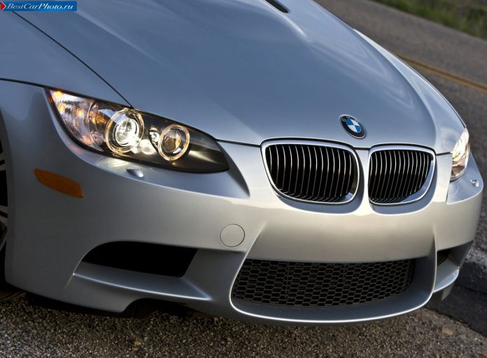 2008 BMW M3 Sedan US-version - фотография 26 из 28 2008 BMW M3 Sedan US-version - фотография 26 из 28