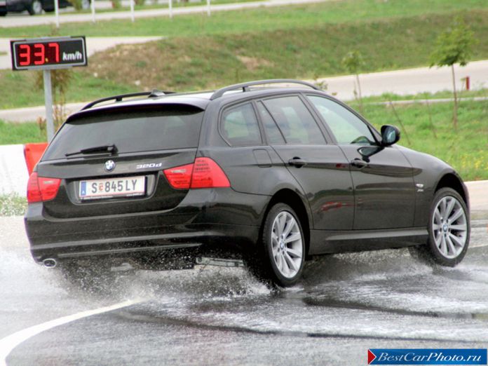 2008 BMW 3-series Touring - фотография 39 из 56