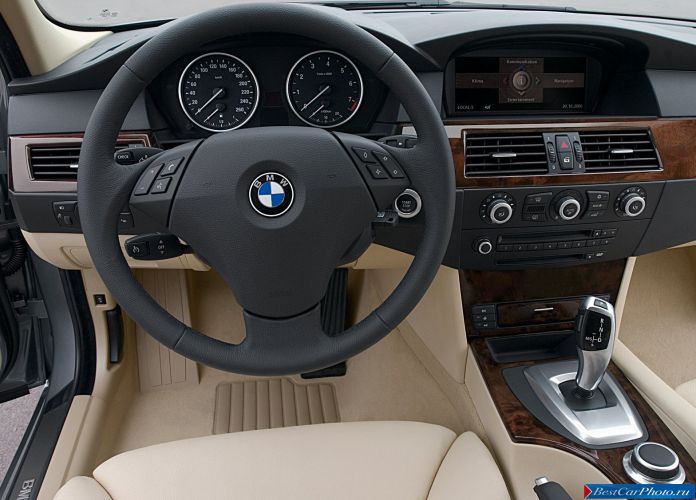 2008 BMW 5-series Sedan - фотография 27 из 30
