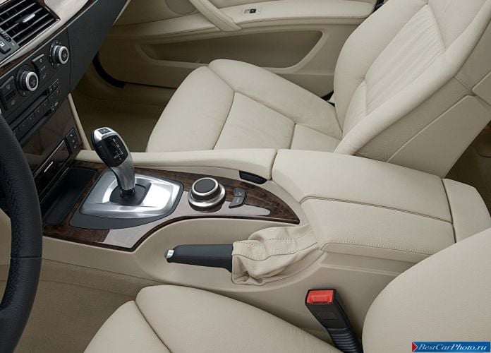 2008 BMW 5-series Sedan - фотография 29 из 30