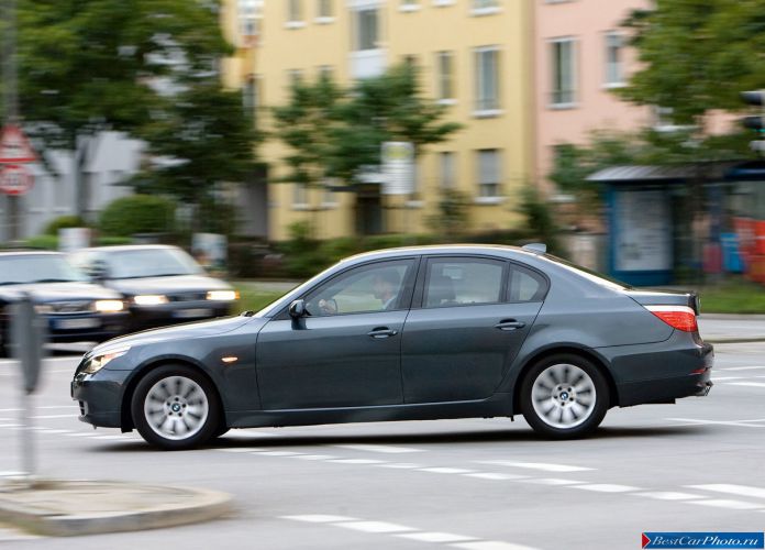 2008 BMW 5-series Sedan Security - фотография 8 из 20