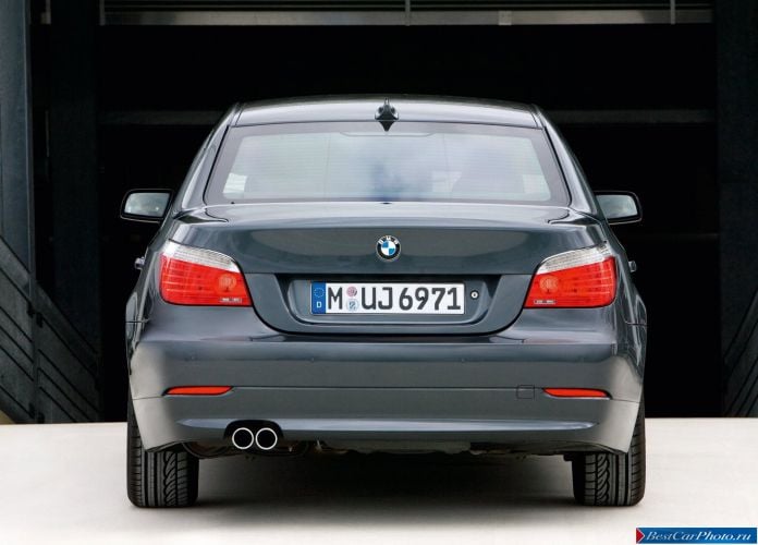 2008 BMW 5-series Sedan Security - фотография 16 из 20