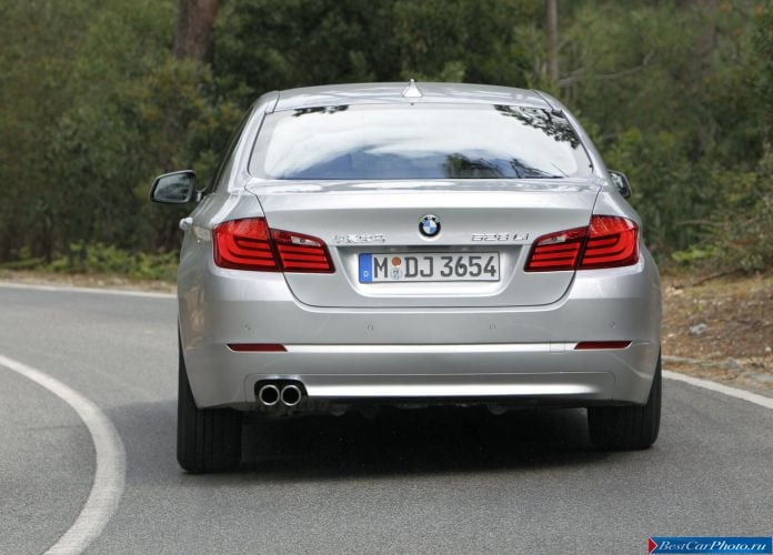 2008 BMW 5-series Sedan Long Wheelbase - фотография 32 из 77