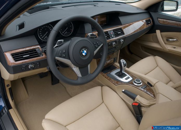 2008 BMW 5-series Touring - фотография 23 из 30 2008 BMW 5-series Touring - фотография 23 из 30