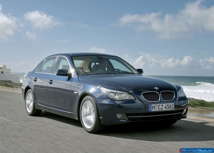 2008 BMW 530i Sedan - фотография 6 из 72