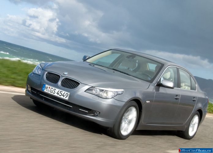 2008 BMW 530i Sedan - фотография 12 из 72 2008 BMW 530i Sedan - фотография 12 из 72