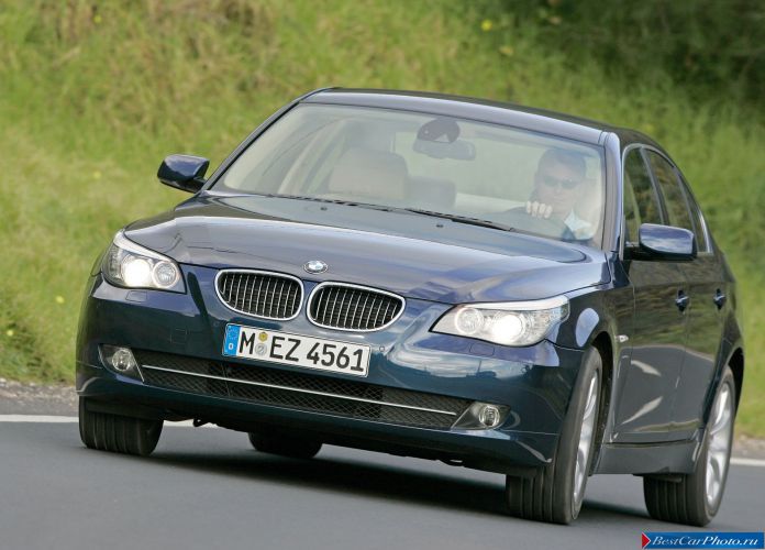 2008 BMW 530i Sedan - фотография 15 из 72