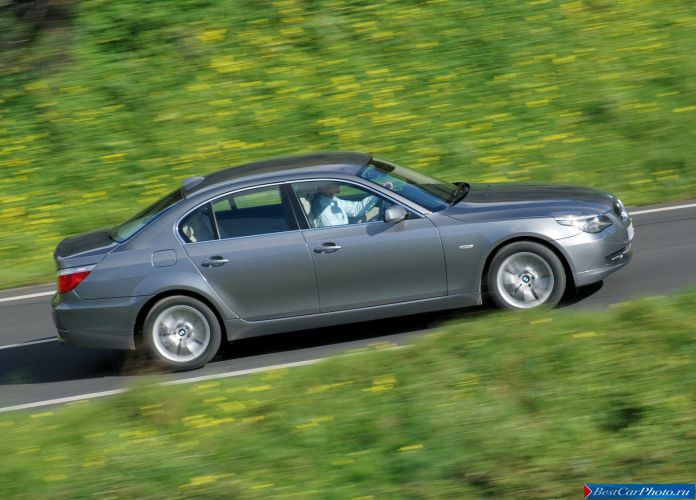2008 BMW 530i Sedan - фотография 23 из 72 2008 BMW 530i Sedan - фотография 23 из 72