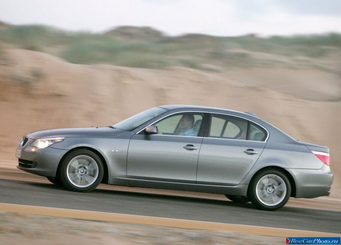 2008 BMW 530i Sedan - фотография 24 из 72 2008 BMW 530i Sedan - фотография 24 из 72