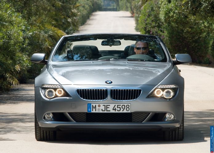2008 BMW 650i Convertible - фотография 23 из 29