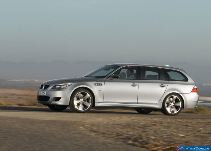 2008 BMW M5 Touring - фотография 3 из 9