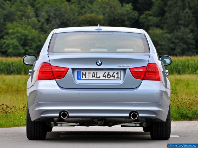 2009 BMW 3-series Sedan - фотография 15 из 33 2009 BMW 3-series Sedan - фотография 15 из 33