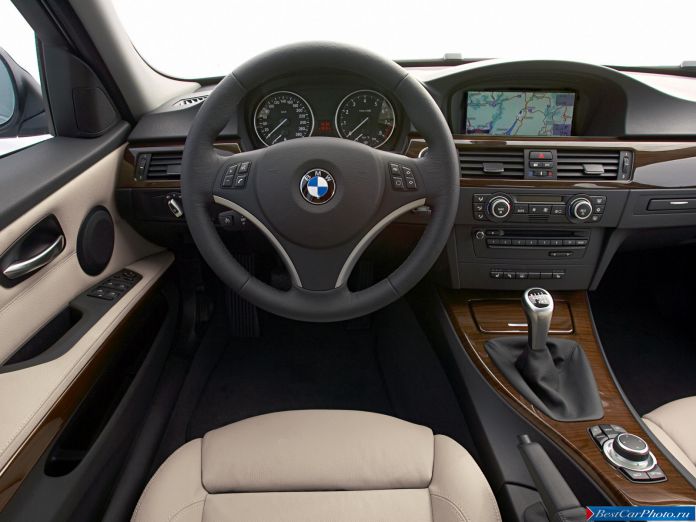 2009 BMW 3-series Sedan - фотография 32 из 33